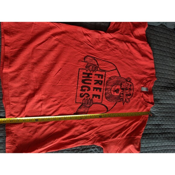 Free Hugs Bear Dad Jokes Woodcut printed tshirt Handmade Handprinted Artwork - Picture 3 of 10